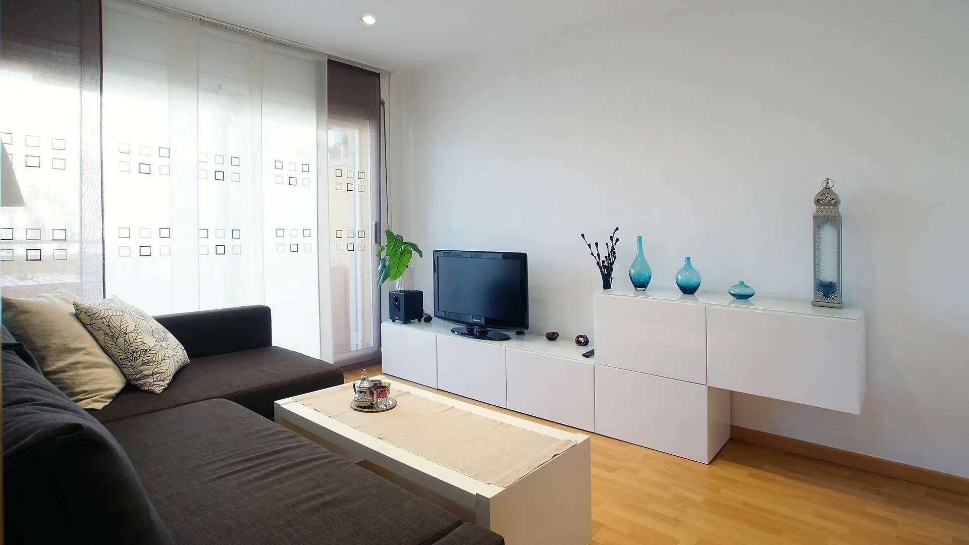 Caravel Be My Guest Castelldefels Apartment