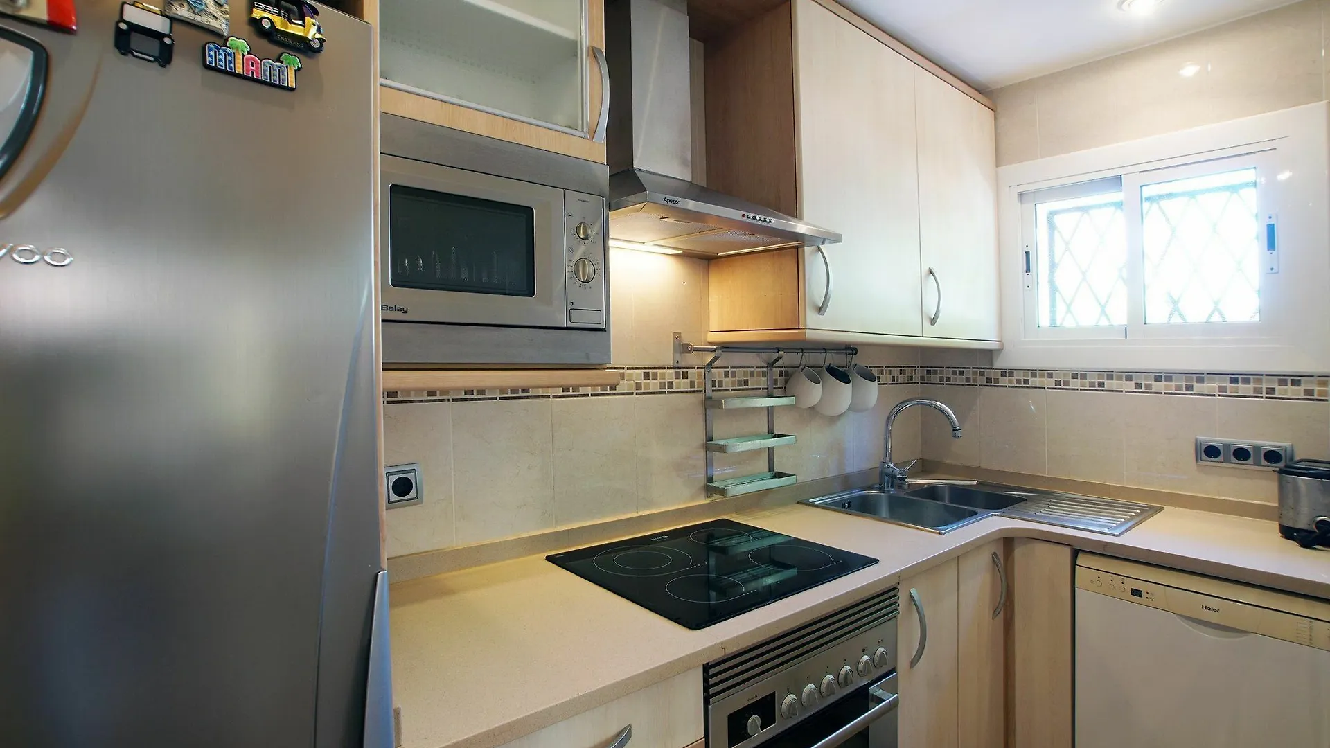 Caravel Be My Guest Castelldefels Apartment Spain